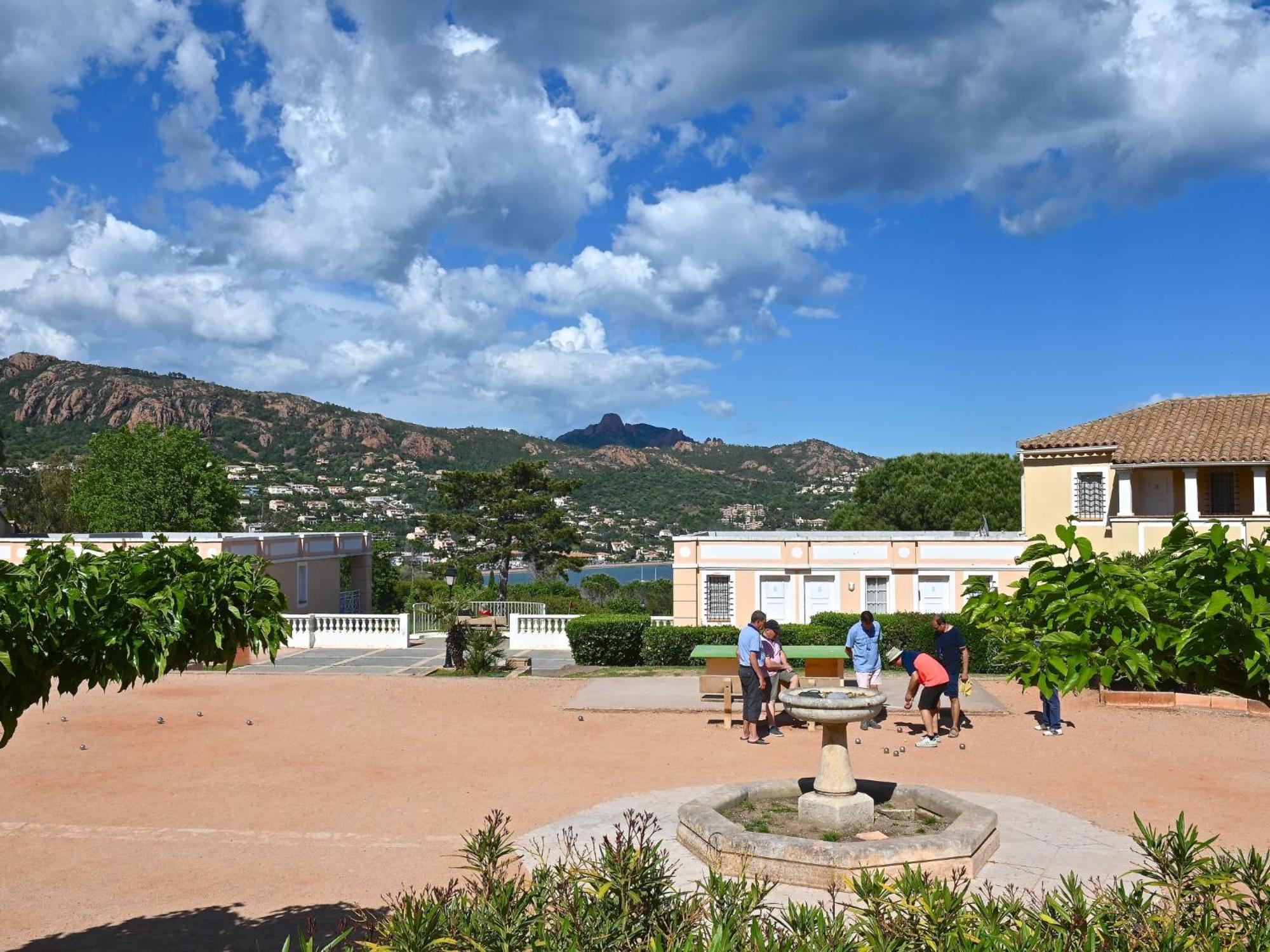 Apartment Village Cap Esterel - Le Village-9 By Interhome Saint-Raphaël Dış mekan fotoğraf